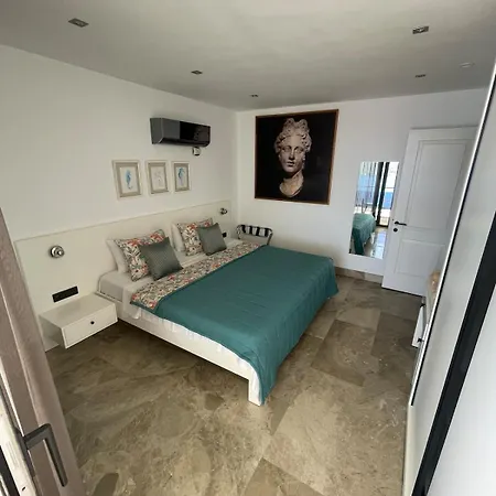 Luxury With Private Swimming Pool